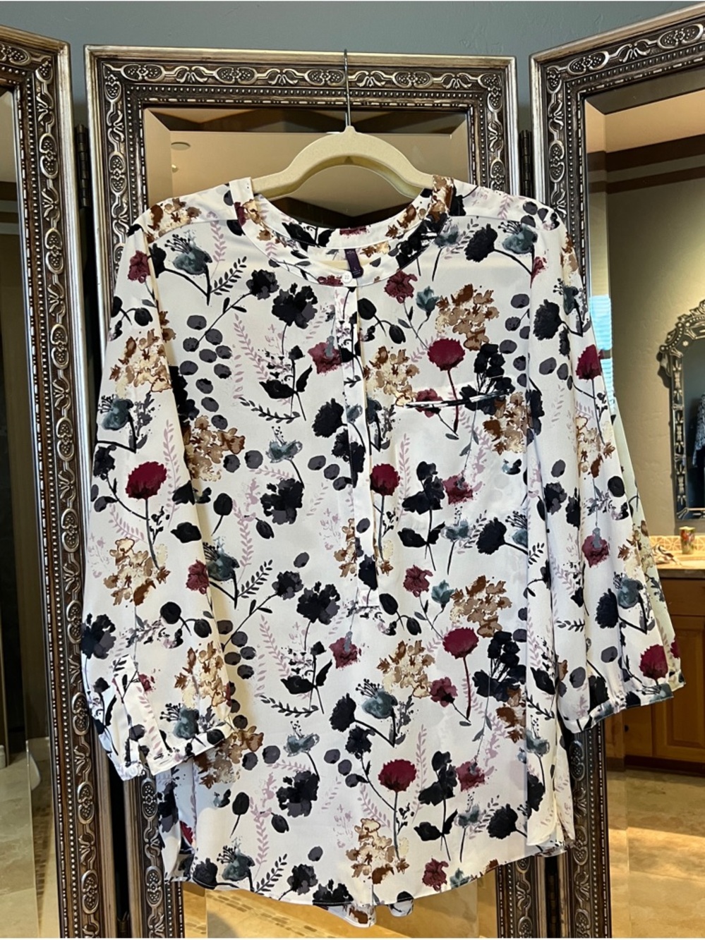 NYDJ TOP - Sz L